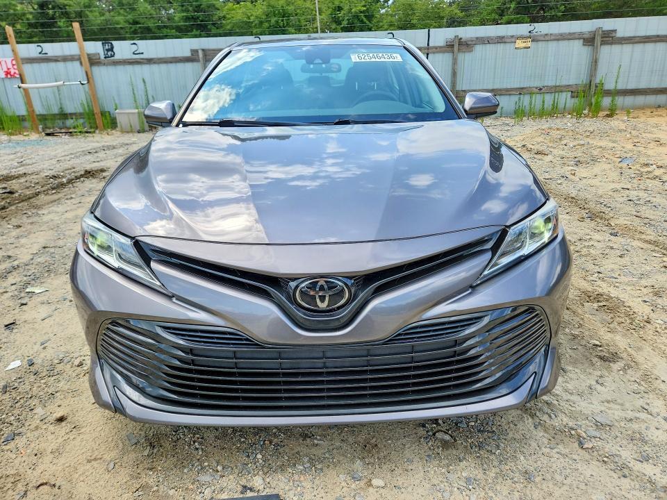 2019 TOYOTA CAMRY LE — Фото 5 из 12
