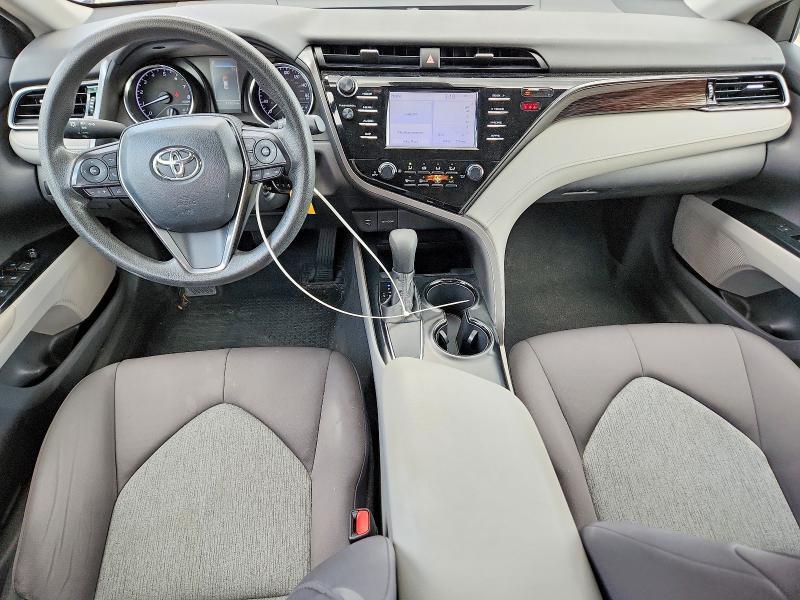 2019 TOYOTA CAMRY LE — Фото 8 из 12
