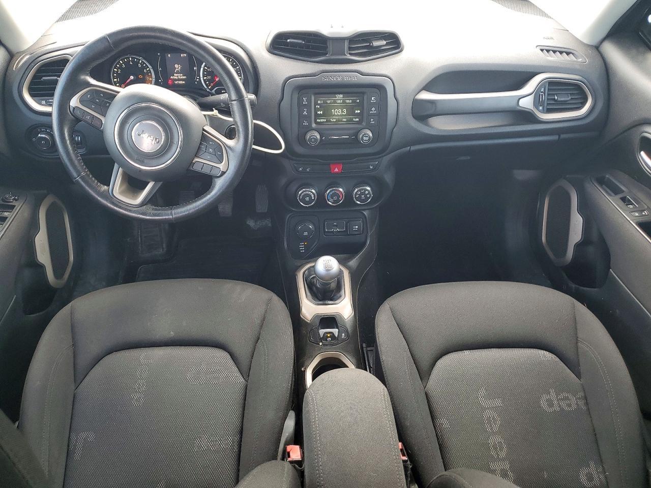 2016 JEEP RENEGADE LATITUDE — Фото 8 из 12
