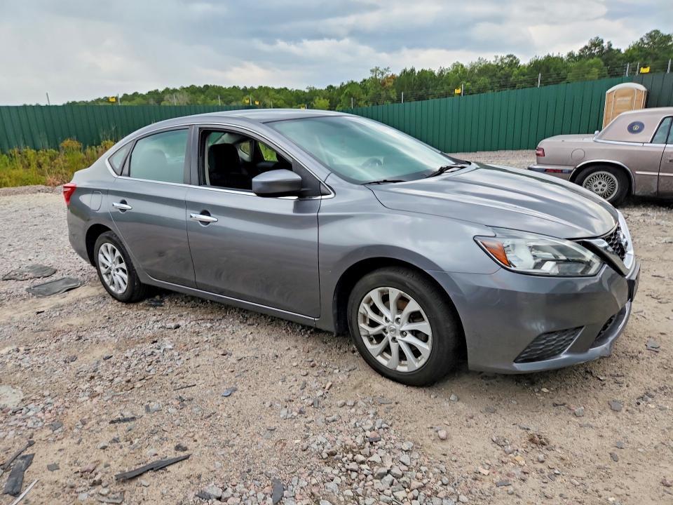2019 NISSAN SENTRA SV — Фото 4 из 12