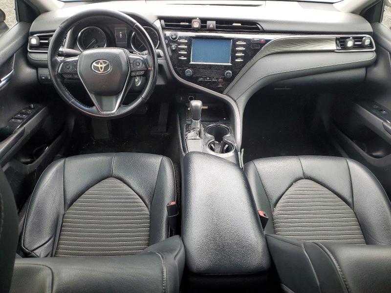 2019 TOYOTA CAMRY SE — Фото 8 из 12