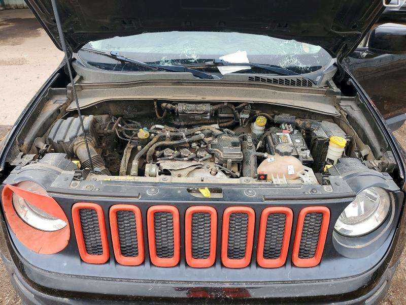 2016 JEEP RENEGADE LATITUDE — Фото 11 из 12