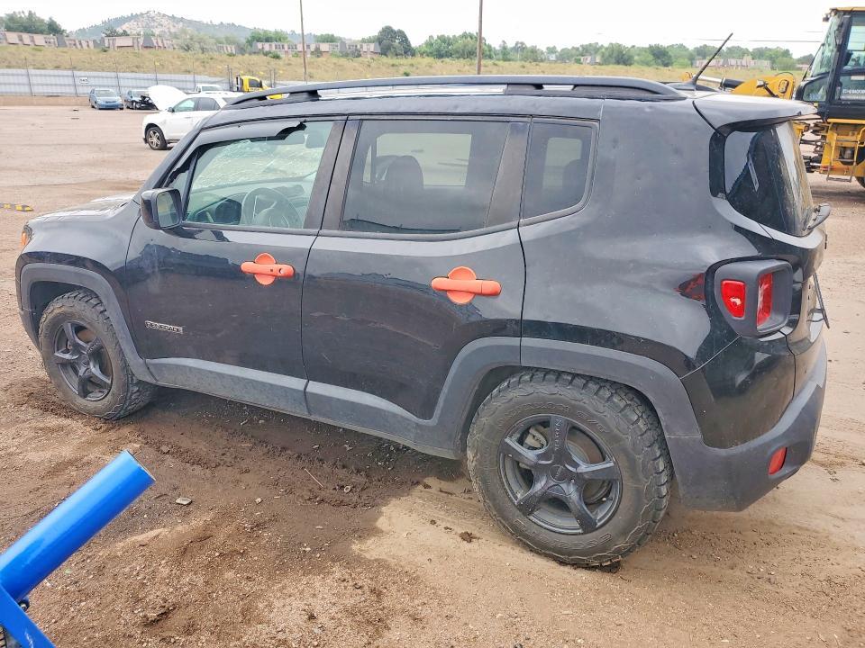 2016 JEEP RENEGADE LATITUDE — Фото 2 из 12