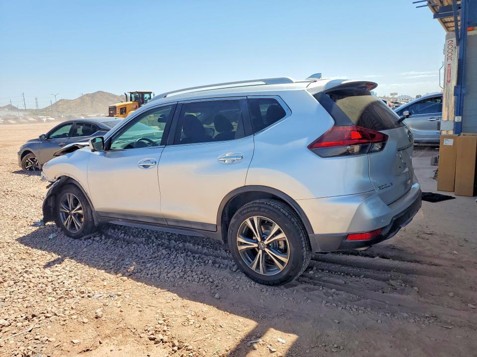 5N1AT2MV5KC762055 2019 NISSAN ROGUE photo no. 2