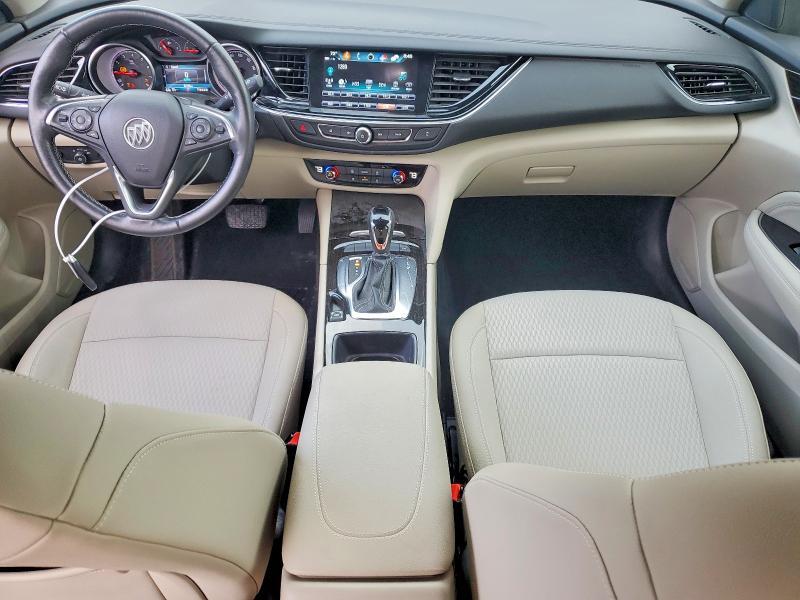 W04GM6SX1J1070323 2018 BUICK REGAL photo no. 8