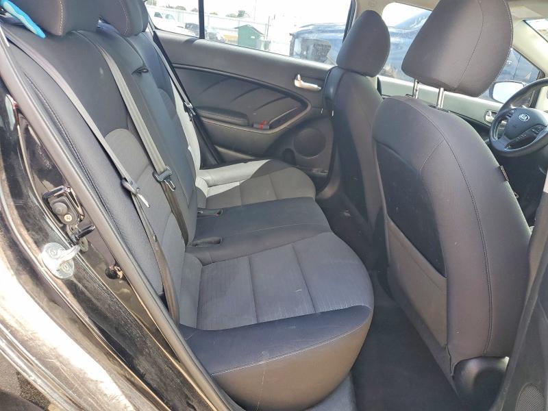 2018 KIA FORTE LX — Фото 10 из 12