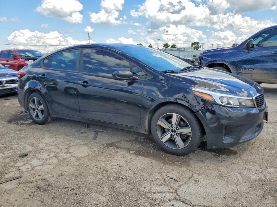 2018 KIA FORTE LX — Фото 4 из 12