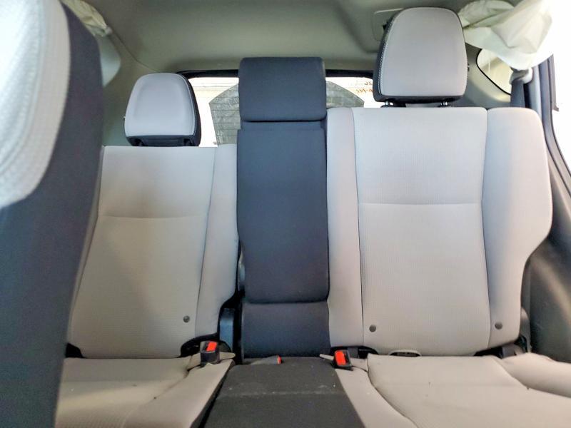 2018 TOYOTA RAV4 XLE — Фото 10 из 13