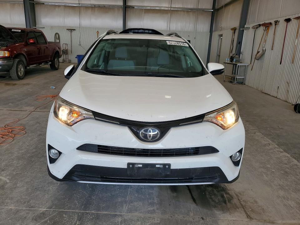 2018 TOYOTA RAV4 XLE — Фото 5 из 13