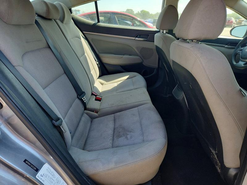 2018 HYUNDAI ELANTRA SEL — Фото 10 из 12
