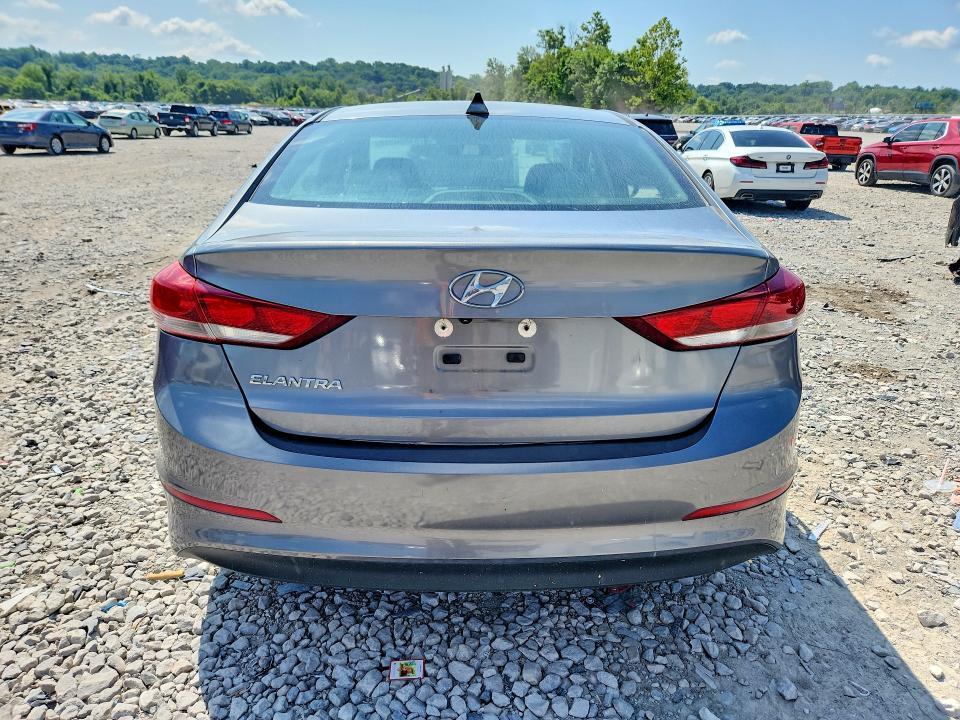 2018 HYUNDAI ELANTRA SEL — Фото 6 из 12