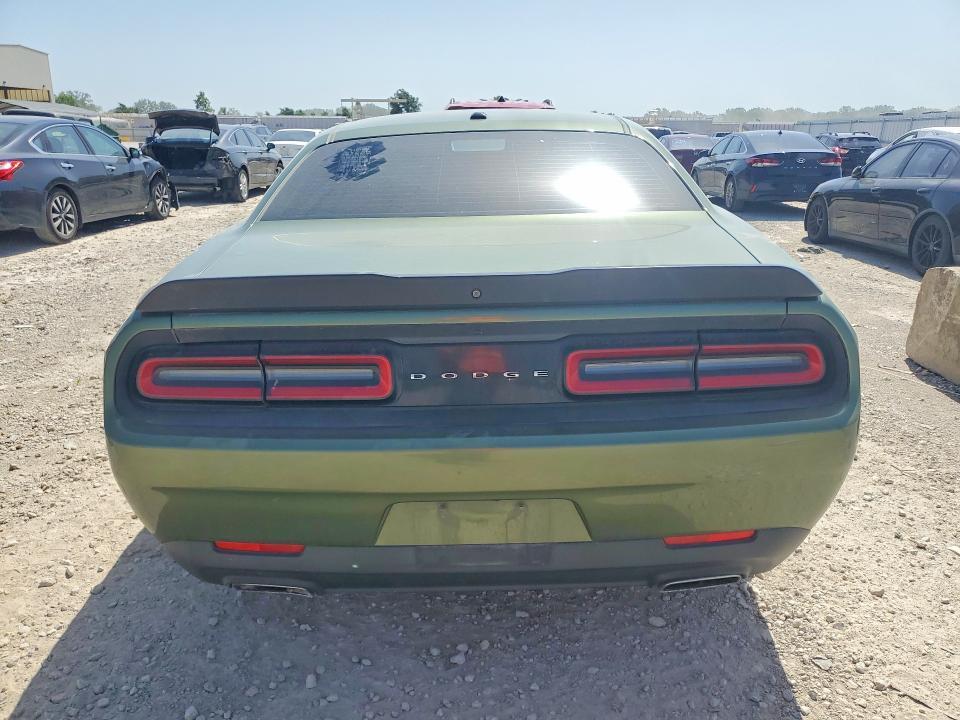 2018 DODGE CHALLENGER SXT — Фото 6 из 12