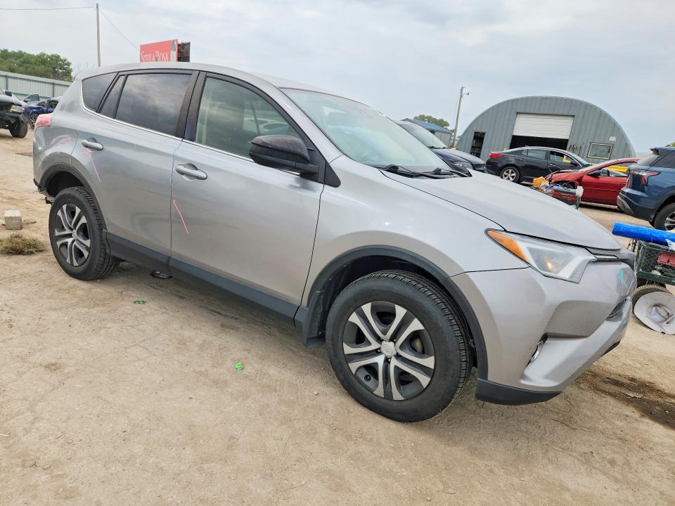 2018 TOYOTA RAV4 LE — Фото 4 из 13
