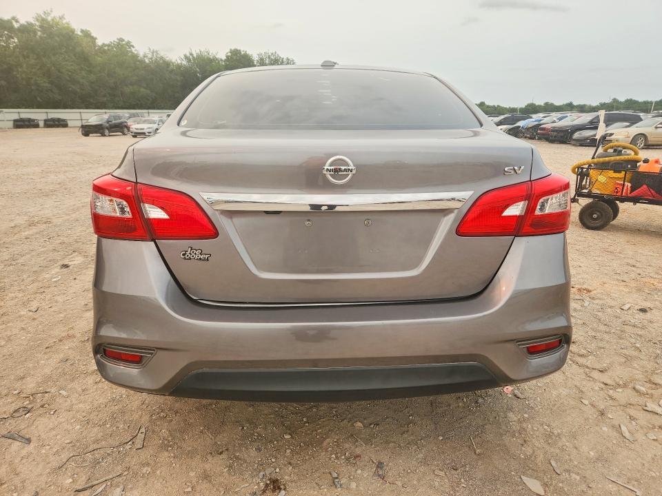 2018 NISSAN SENTRA SV — Фото 6 из 12