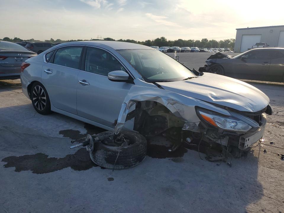 2018 NISSAN ALTIMA 2.5 SL — Фото 4 из 12
