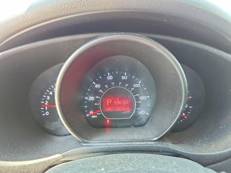 KNDJP3A55J7603689 2018 KIA SOUL photo no. 9