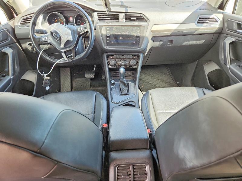 2018 VOLKSWAGEN TIGUAN SE — Фото 8 из 12