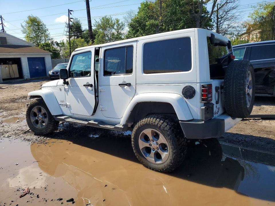2016 JEEP WRANGLER UNLIMITED SAHARA — Фото 2 из 13