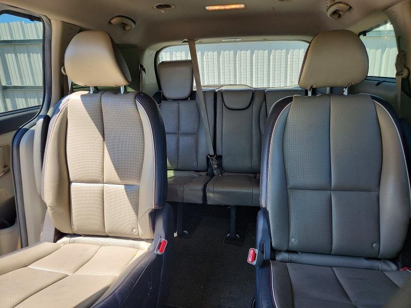 2017 KIA SEDONA LX — Фото 10 из 13