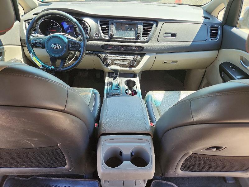 2017 KIA SEDONA LX — Фото 8 из 13
