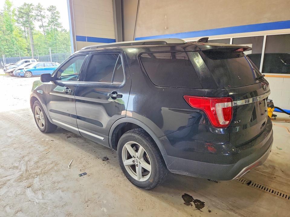 1FM5K8D80HGC44406 2017 FORD EXPLORER photo no. 2