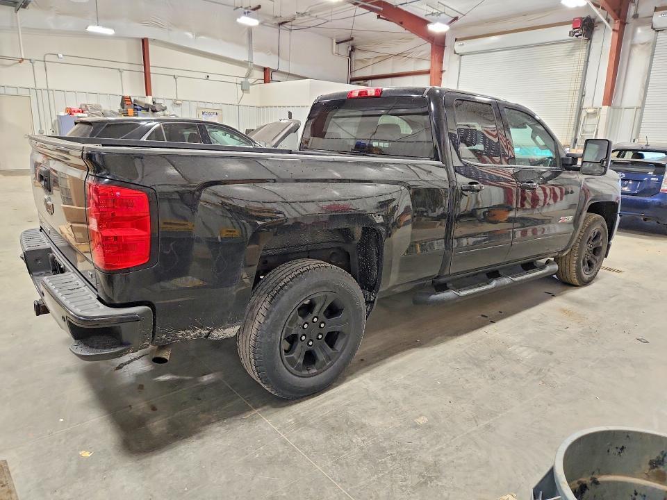 2017 CHEVROLET SILVERADO K1500 LT — Фото 3 из 12