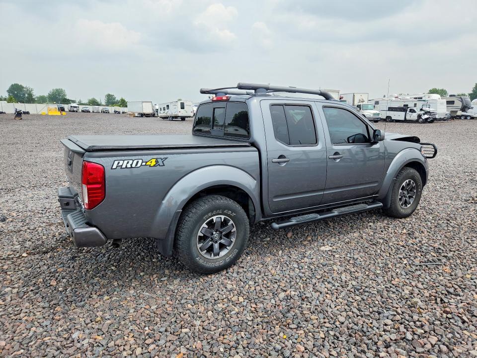 2017 NISSAN FRONTIER PRO-4X — Фото 3 из 12