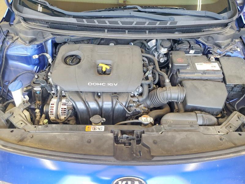 3KPFL4A74HE030206 2017 KIA FORTE photo no. 11