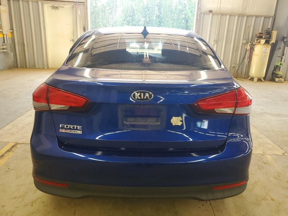3KPFL4A74HE030206 2017 KIA FORTE photo no. 6
