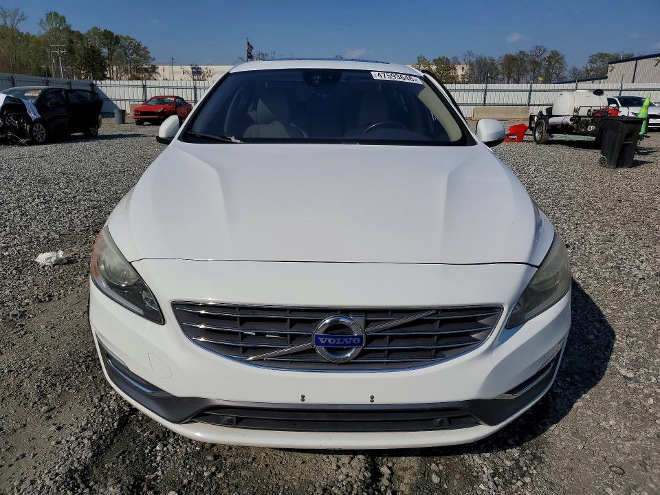 2017 VOLVO S60 PREMIER — Фото 5 из 12
