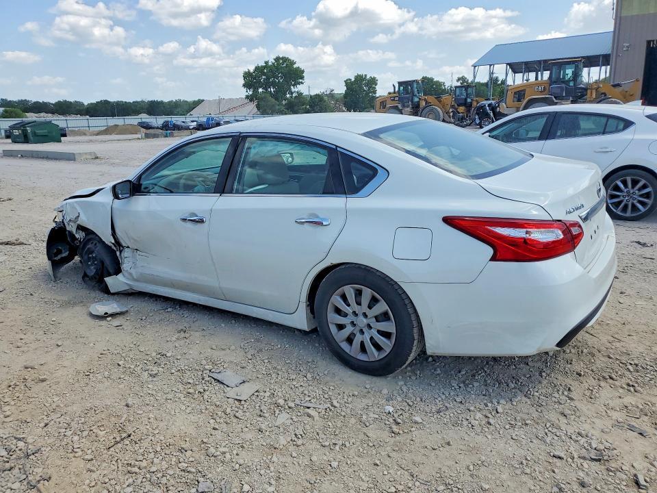 2017 NISSAN ALTIMA 2.5 S — Фото 2 из 12