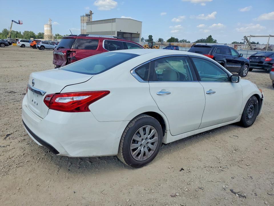 2017 NISSAN ALTIMA 2.5 S — Фото 3 из 12