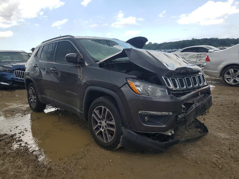 2017 JEEP COMPASS LATITUDE — Фото 4 из 13