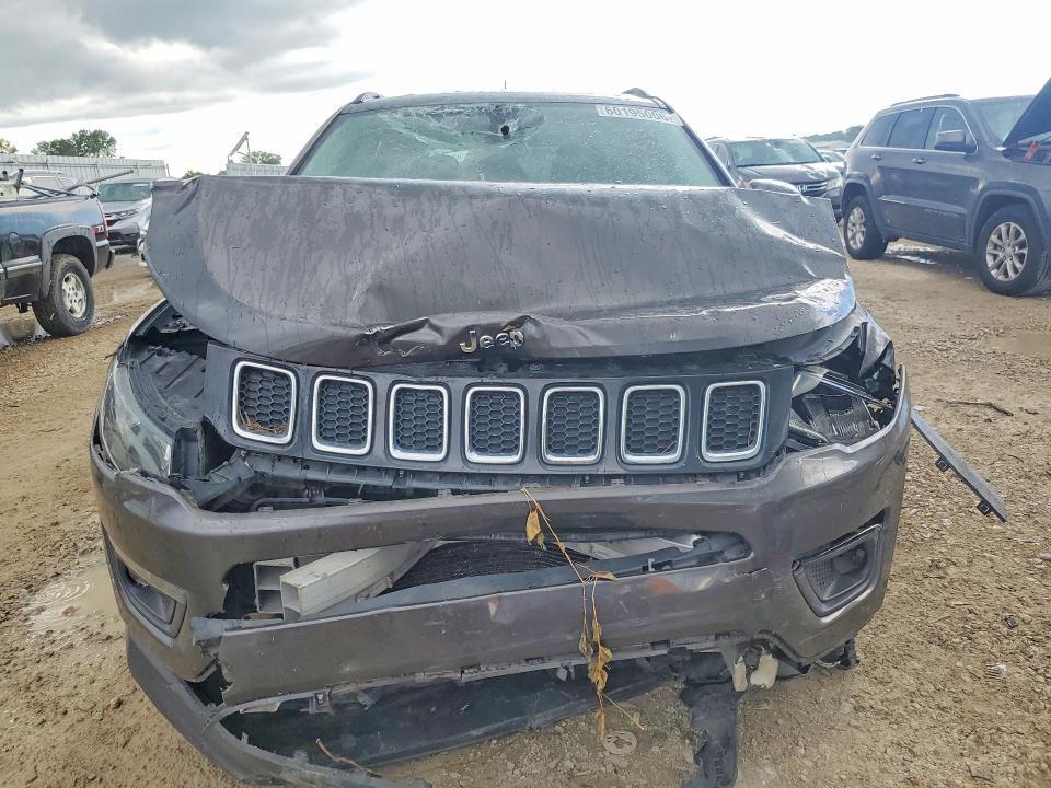 2017 JEEP COMPASS LATITUDE — Фото 5 из 13