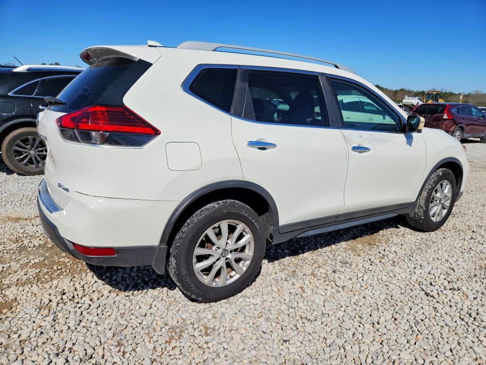 2017 NISSAN ROGUE — Фото 3 из 13