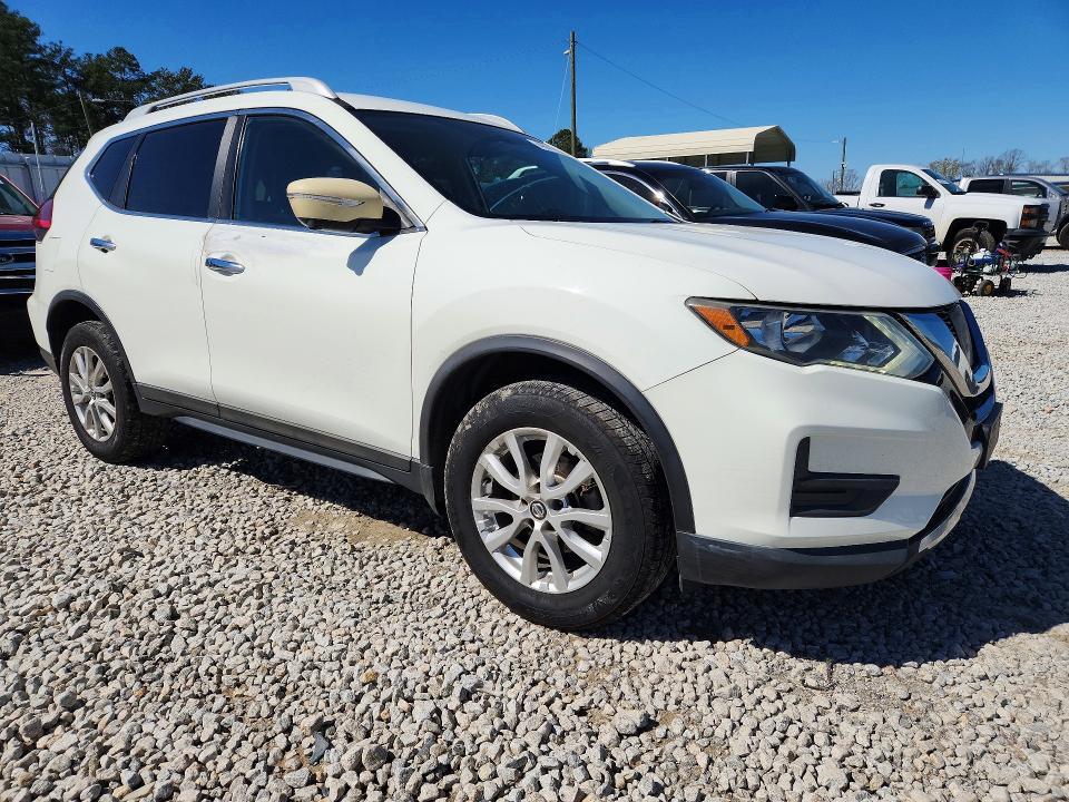 2017 NISSAN ROGUE — Фото 4 из 13