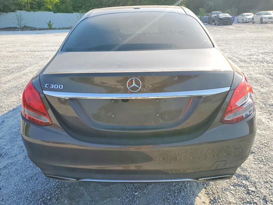 2017 MERCEDES-BENZ C 300 — Фото 6 из 12
