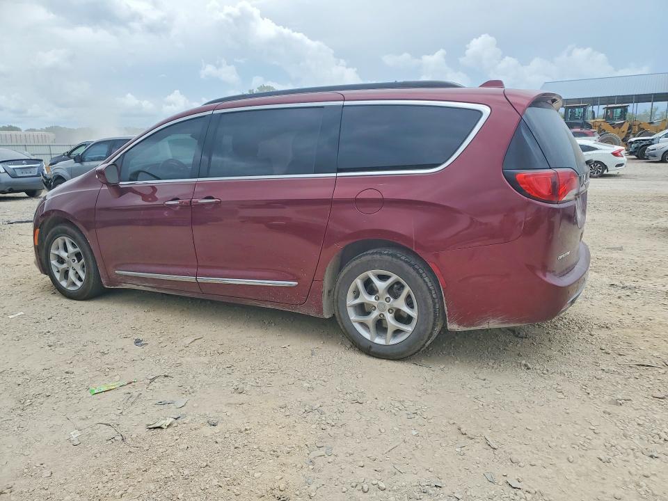 2017 CHRYSLER PACIFICA TOURING L — Фото 2 из 13