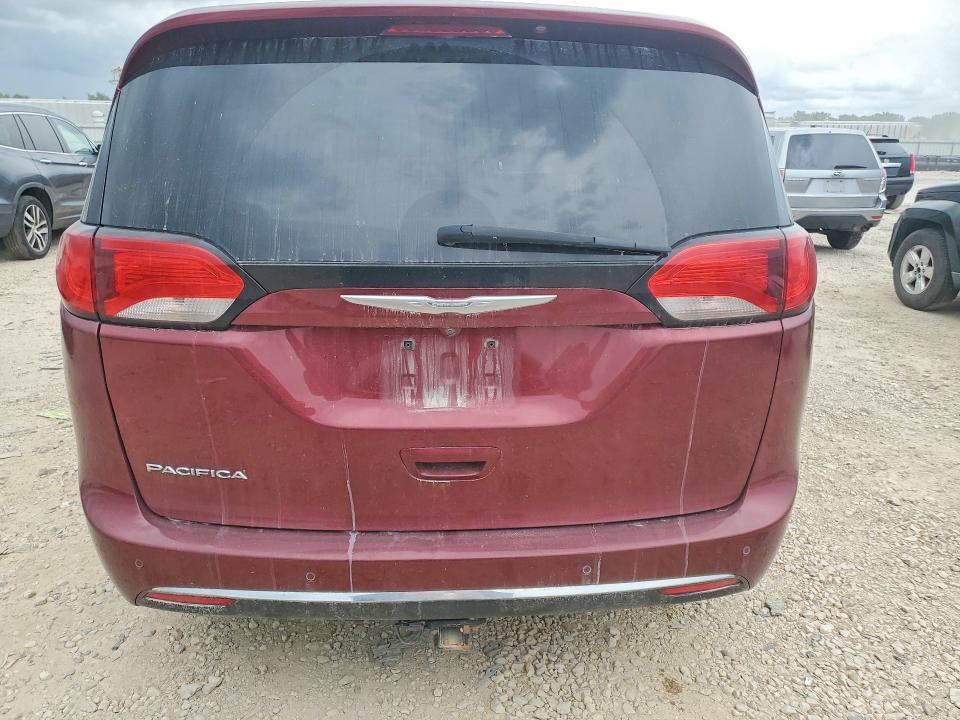 2017 CHRYSLER PACIFICA TOURING L — Фото 6 из 13