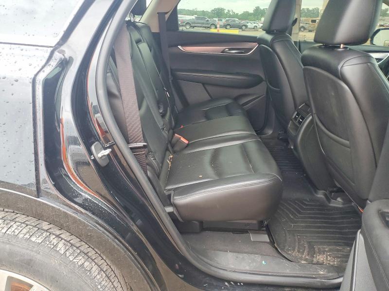 2017 CADILLAC XT5 LUXURY — Фото 11 из 13