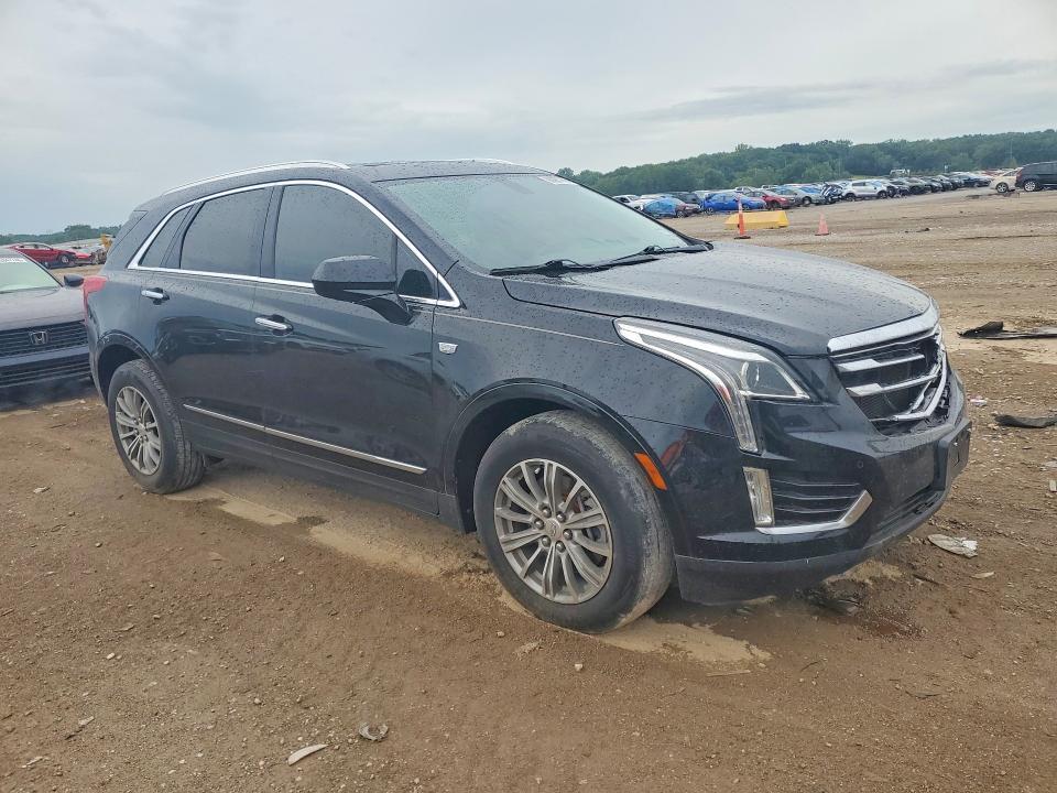 2017 CADILLAC XT5 LUXURY — Фото 4 из 13