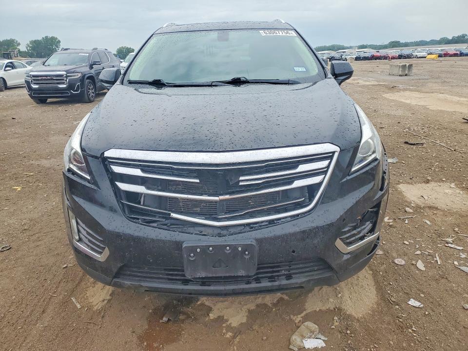 2017 CADILLAC XT5 LUXURY — Фото 5 из 13