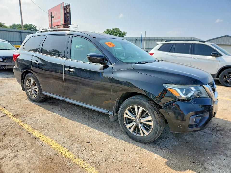 2017 NISSAN PATHFINDER SV — Фото 4 из 12