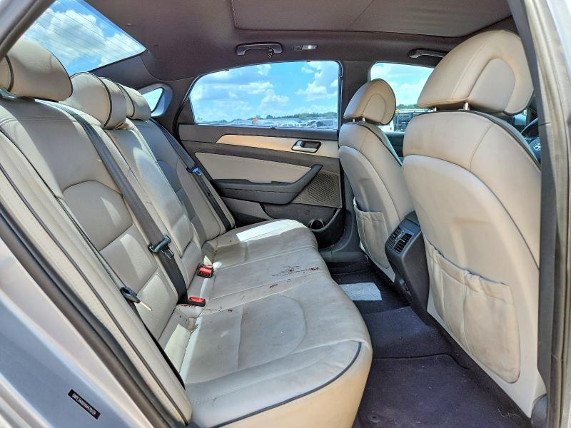 2017 HYUNDAI SONATA LIMITED 2.0T — Фото 10 из 13