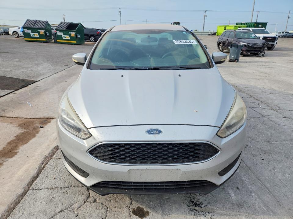 2017 FORD FOCUS SE — Фото 5 из 12