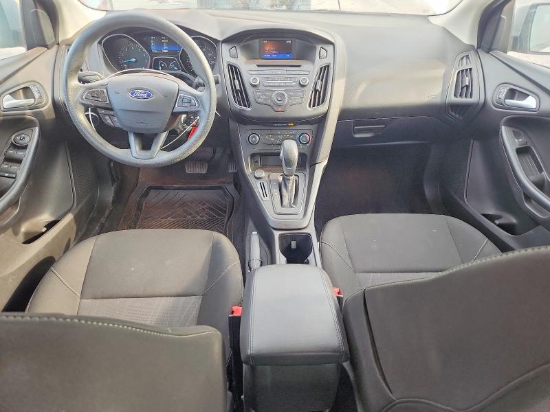 2017 FORD FOCUS SE — Фото 8 из 12