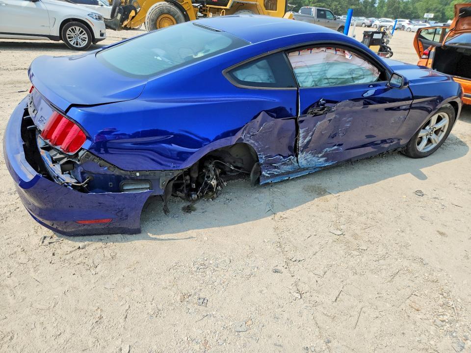 1FA6P8AM9G5255805 2016 FORD MUSTANG photo no. 3