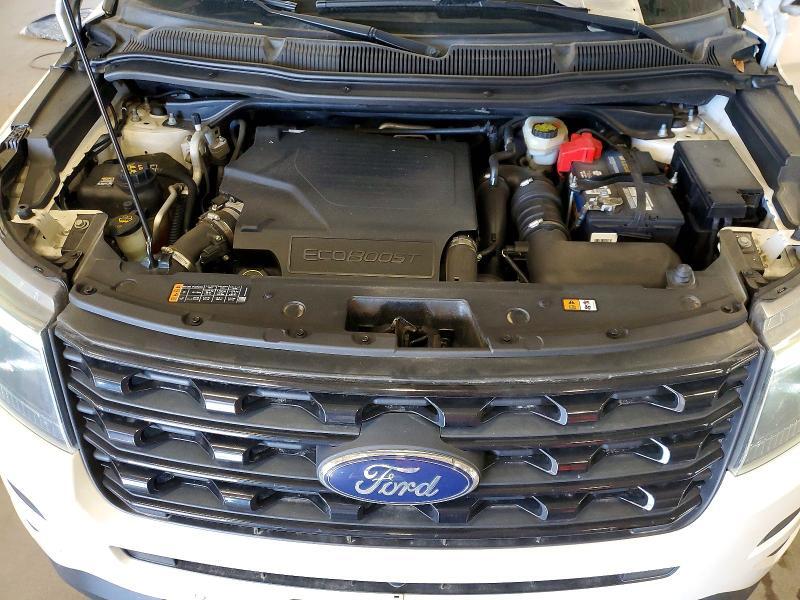 1FM5K8GT3GGB71658 2016 FORD EXPLORER photo no. 12