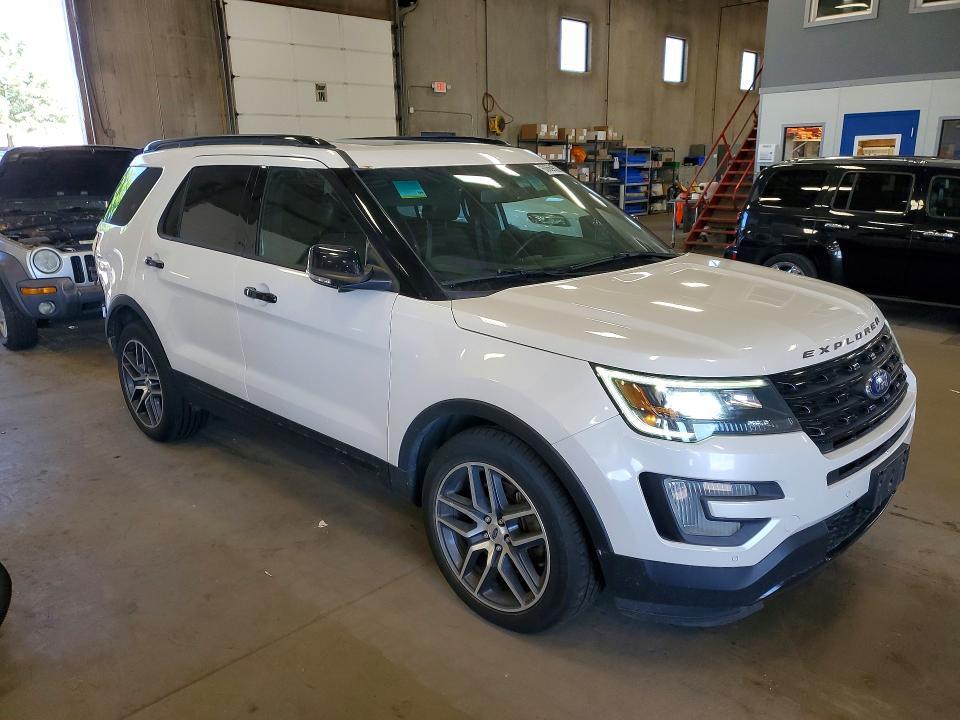 1FM5K8GT3GGB71658 2016 FORD EXPLORER photo no. 4