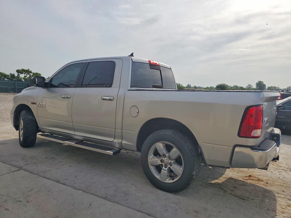 2016 RAM 1500 SLT — Фото 2 из 12